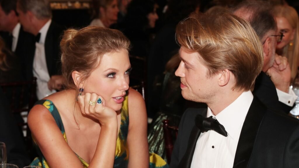 Joe Alwyn breaks silence on 'private' romance with Taylor Swift, calls it intentional: Was never something to commodify FilmyMeet