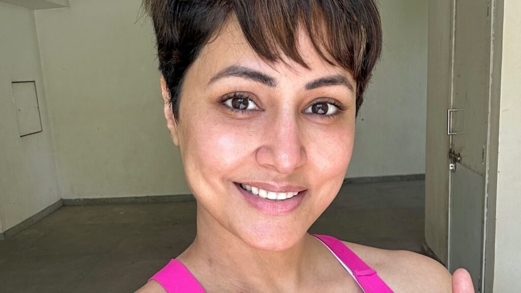 Hina Khan embraces her cancer scars: They are the first sign of the progress I deserve FilmyMeet