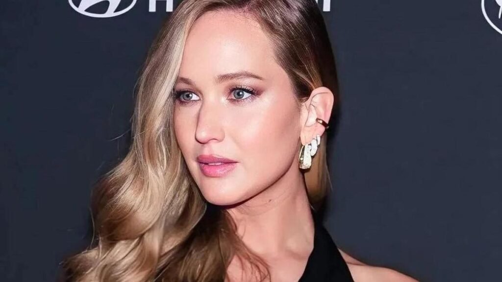 Jennifer Lawrence to headline sci-fi black comedy ‘Why Don’t You Love Me?’ FilmyMeet