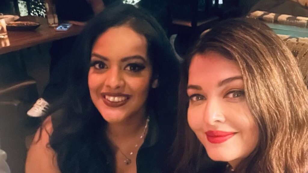 Aishwarya Rai looks stunning in new pic from New York; poses with budding actor: 'Thank you for being so kind' | Bollywood FilmyMeet