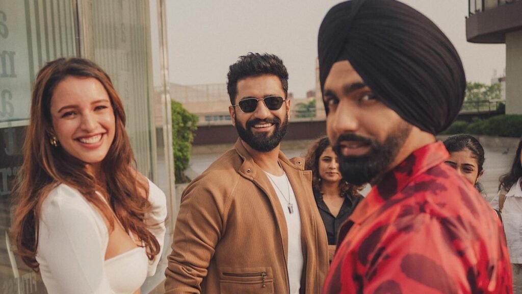 Netizens find Vicky Kaushal-starrer a 'hilarious entertainer' – India TV FilmyMeet