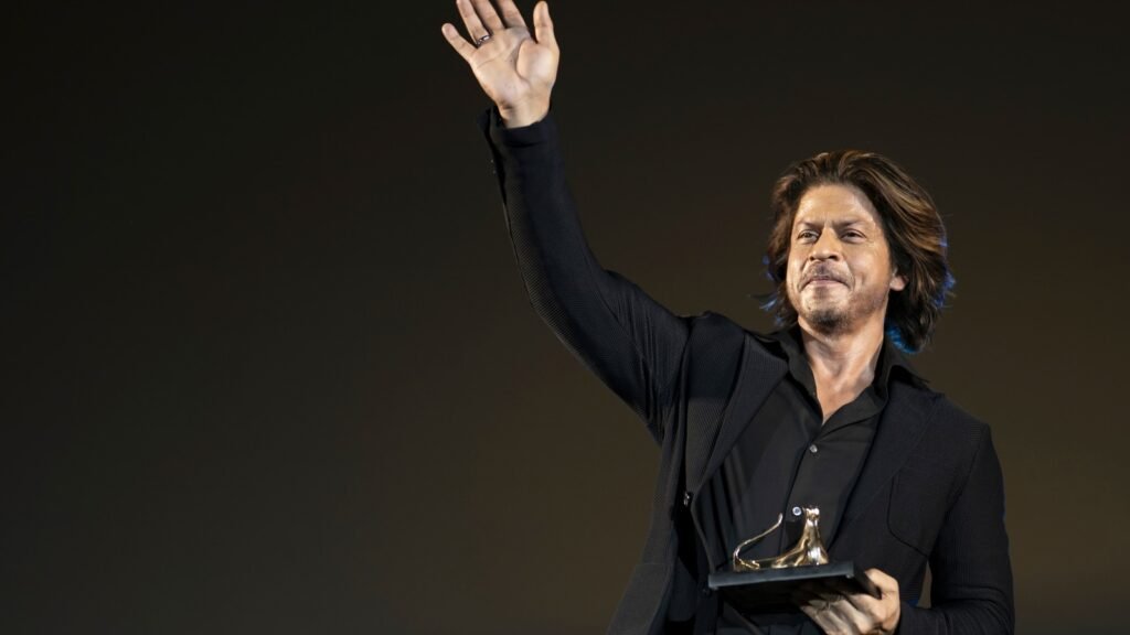 Shah Rukh Khan says 'namashkaar-dhanyawaad' after being honoured with Pardo Alla Carriera award at Locarno Film Festival | Bollywood FilmyMeet