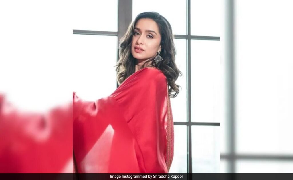 Shraddha Kapoor Beats Priyanka Chopra To Become 2nd Most Followed Indian Celebrity On Instagram FilmyMeet