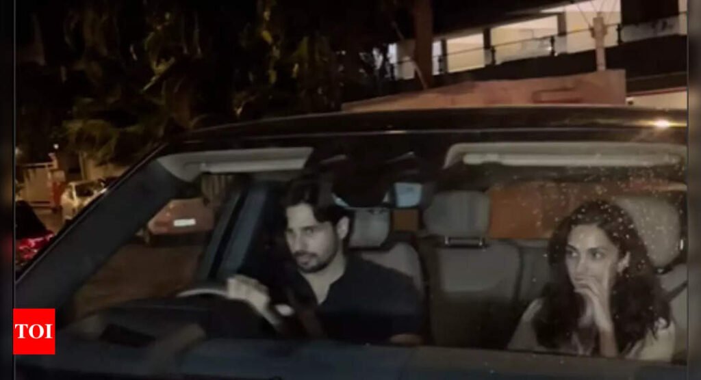 Sidharth Malhotra and Kiara Advani enjoy a night ride in their new black beast; PICS INSIDE Filmymeet