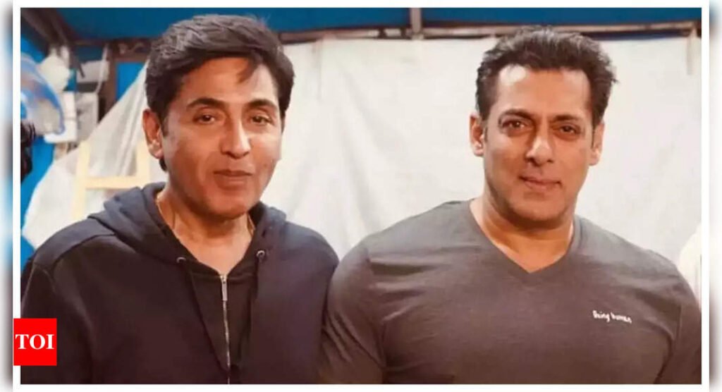 Aasif Sheikh recalls Salman Khan getting pulled over by cop for driving on footpath: 'The traffic police actually did not recognise him' | Filmymeet