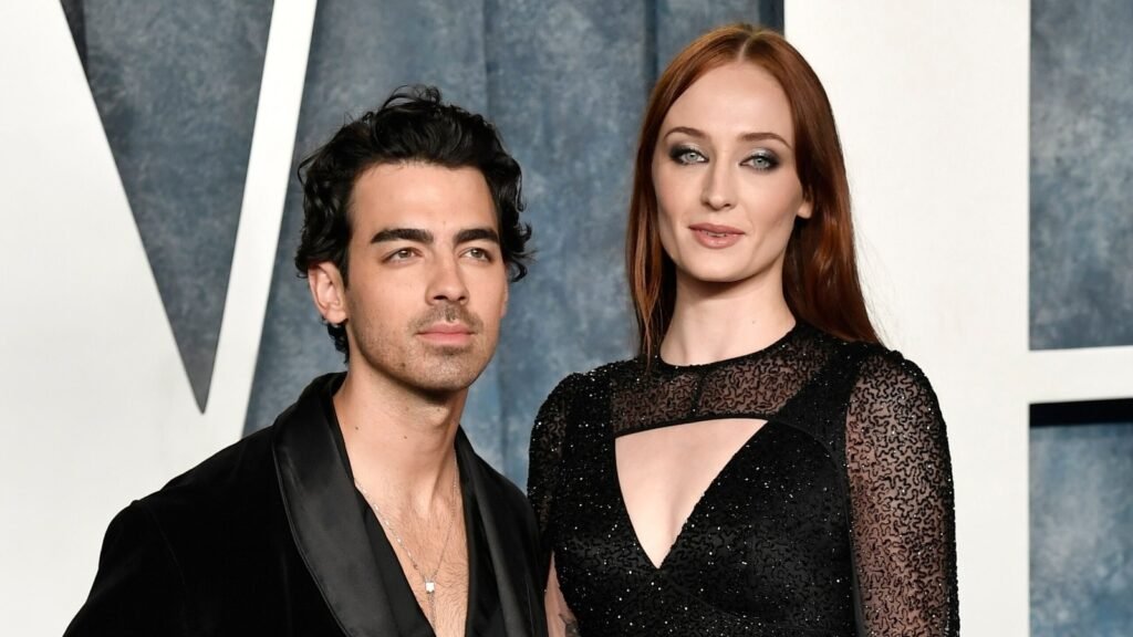 Joe Jonas spotted kissing mystery woman in Paris, months after Sophie Turner divorce | Hollywood FilmyMeet