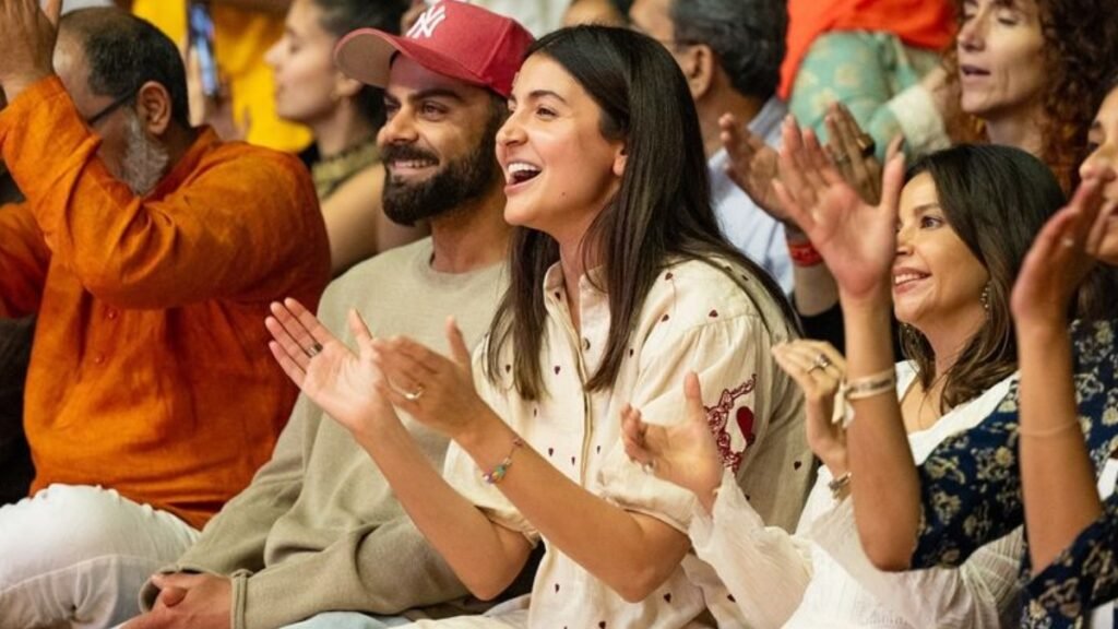 Virat Kohli attends Krishna Das' kirtan with Anushka Sharma after New Zealand defeat – India TV FilmyMeet