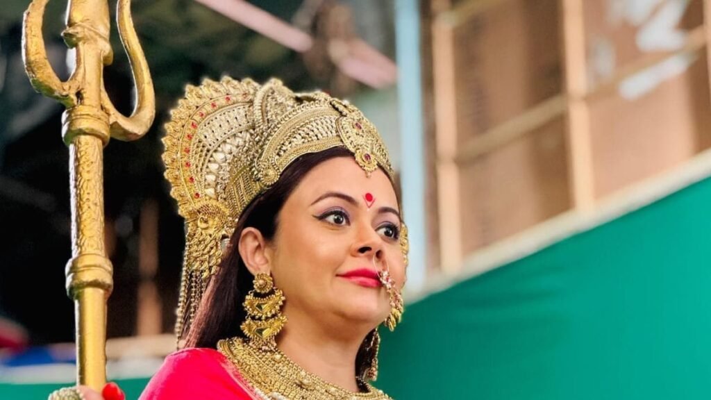 Devoleena Bhattacharjee Channels Her Inner Durga On Navratri, Wishes Fans With Sweet Post FilmyMeet