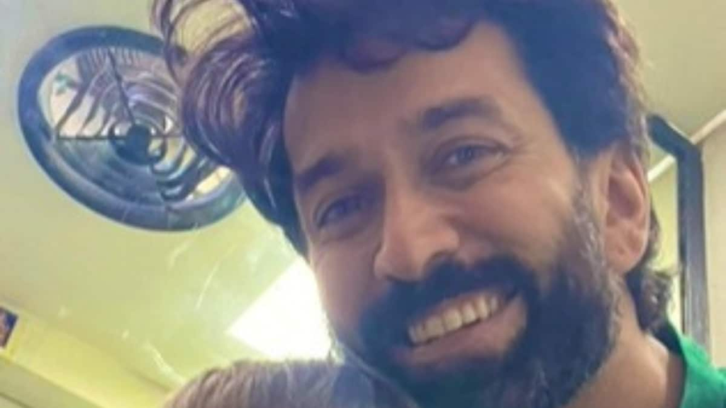 Nakuul Mehta Shares Sweet Father-Son Moment With Sufi In Traditional Attires FilmyMeet