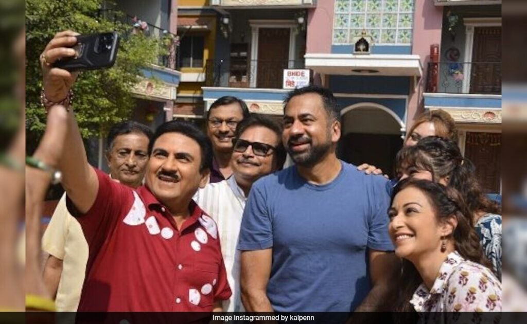 Jab Kal Penn Met Taarak Mehta Ka Ooltah Chashmah Cast. See Pics FilmyMeet